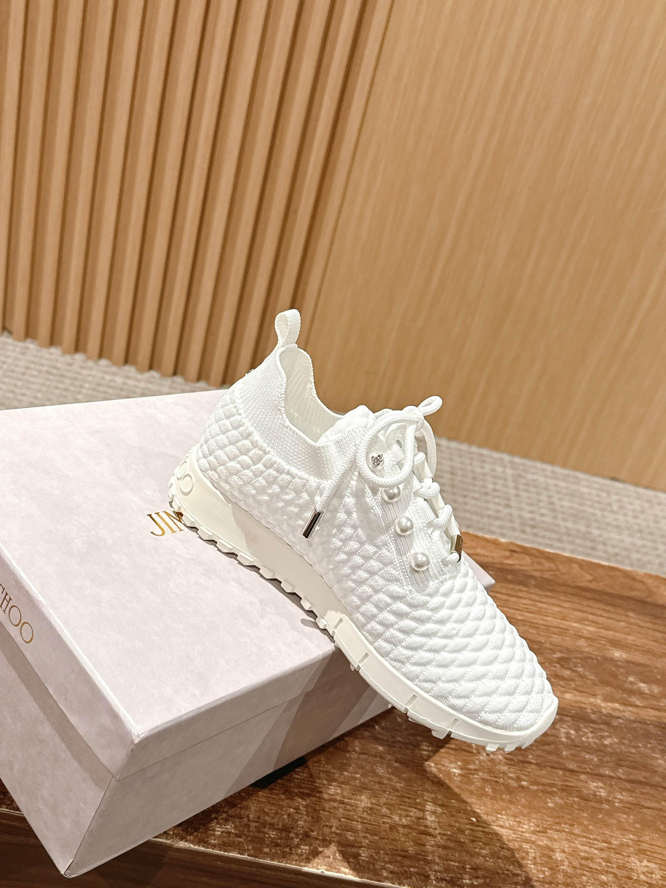 UA Ji*y Ch* Casual Sneakers